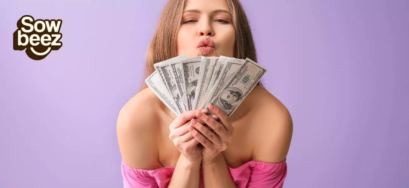 L’on s’est tous déjà posé cette question au moins une fois : comment devenir riche ? Y a-t-il un moyen simple et rapide d’y parvenir ? Peut-on y arriver sans travailler ou sans argent ? De nos jours, beaucoup pensent que pour s’enrichir, il faut passer par Internet. C’est à juste titre puisqu’il existe de nombreuses activités en ligne qui peuvent rapporter gros. Quelles sont-elles ? Tout ce que nous pouvons vous dire : les choix ne manquent pas. Du freelancing au trading, il existe diverses manières de capitaliser le web. Encore mieux, certaines options permettent de gagner beaucoup d’argent en investissant uniquement 5 minutes de son temps par jour ou en s’y prenant seulement 2 jours. Et devinez quoi ? Le marketing d’influence locale proposé par Sowbeez fait partie de ces moyens. 