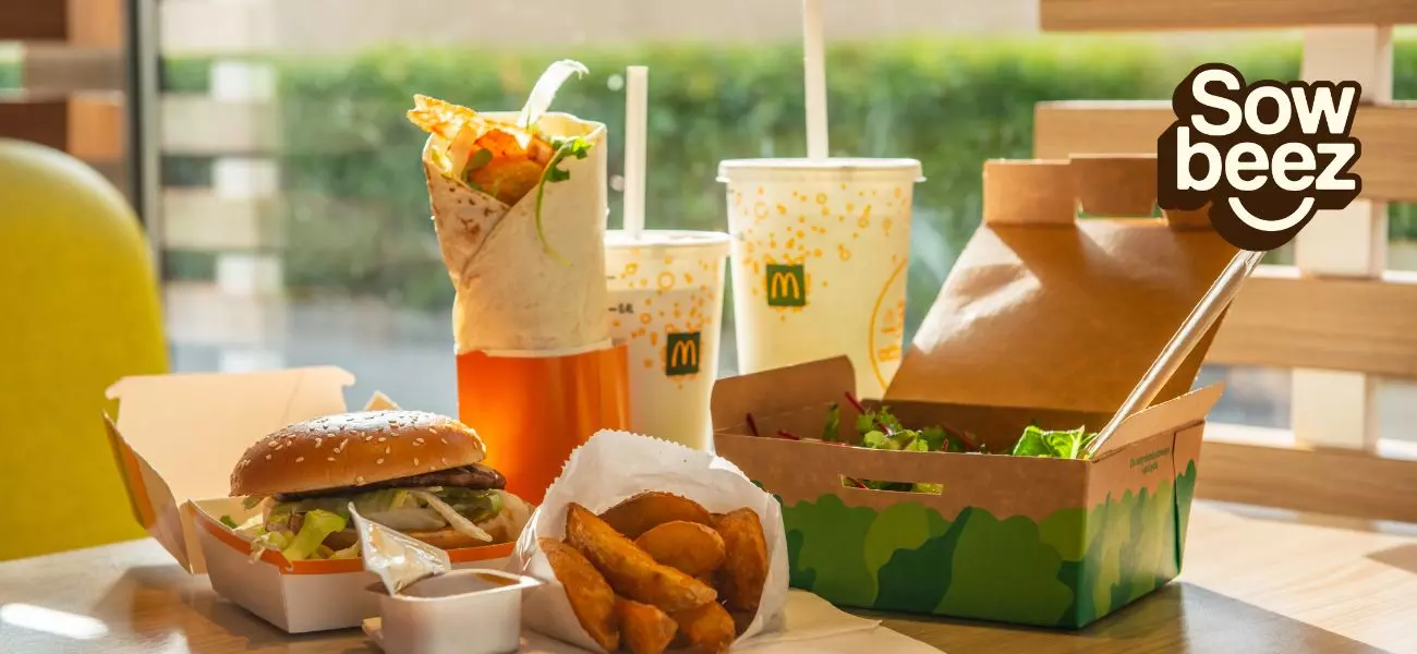 Dans le monde du marketing, les alliances inattendues font souvent les plus belles histoires. C'est exactement ce qui se produit avec le récent partenariat entre Sowbeez, l'application révolutionnaire d'influence locale, et McDonald's, le géant mondial de la restauration rapide. À première vue, rien ne prédestinait ces deux acteurs à collaborer. D'un côté, une start-up disruptive qui transforme les quidams en microcélébrités de quartier. De l'autre, une multinationale aux arches dorées mondialement reconnues. 
