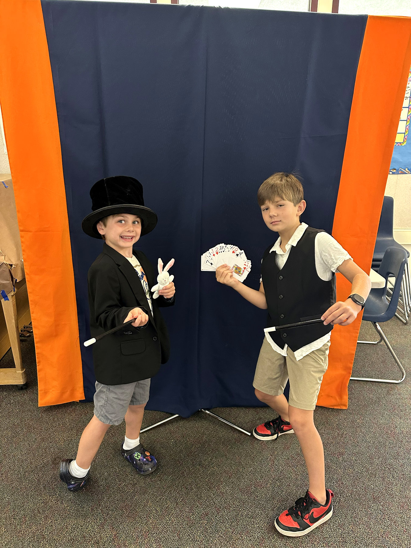 Students learning and practicing magic in JamesZini's classes