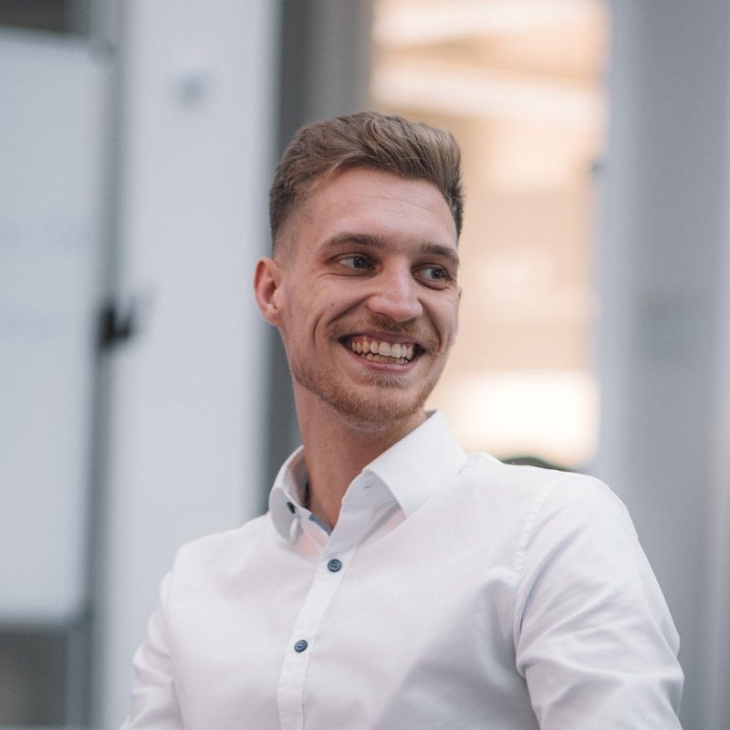 Daniel Hoppmann, Gründer und Geschäftsführer von testimonials.de