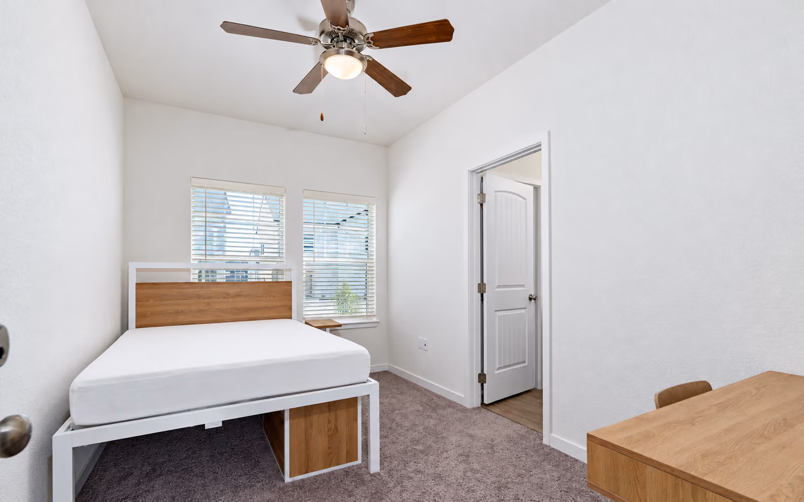 Fully furnished Bedroom