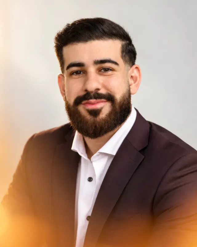 Hamoun A., Creative Director & Senior Consultant
