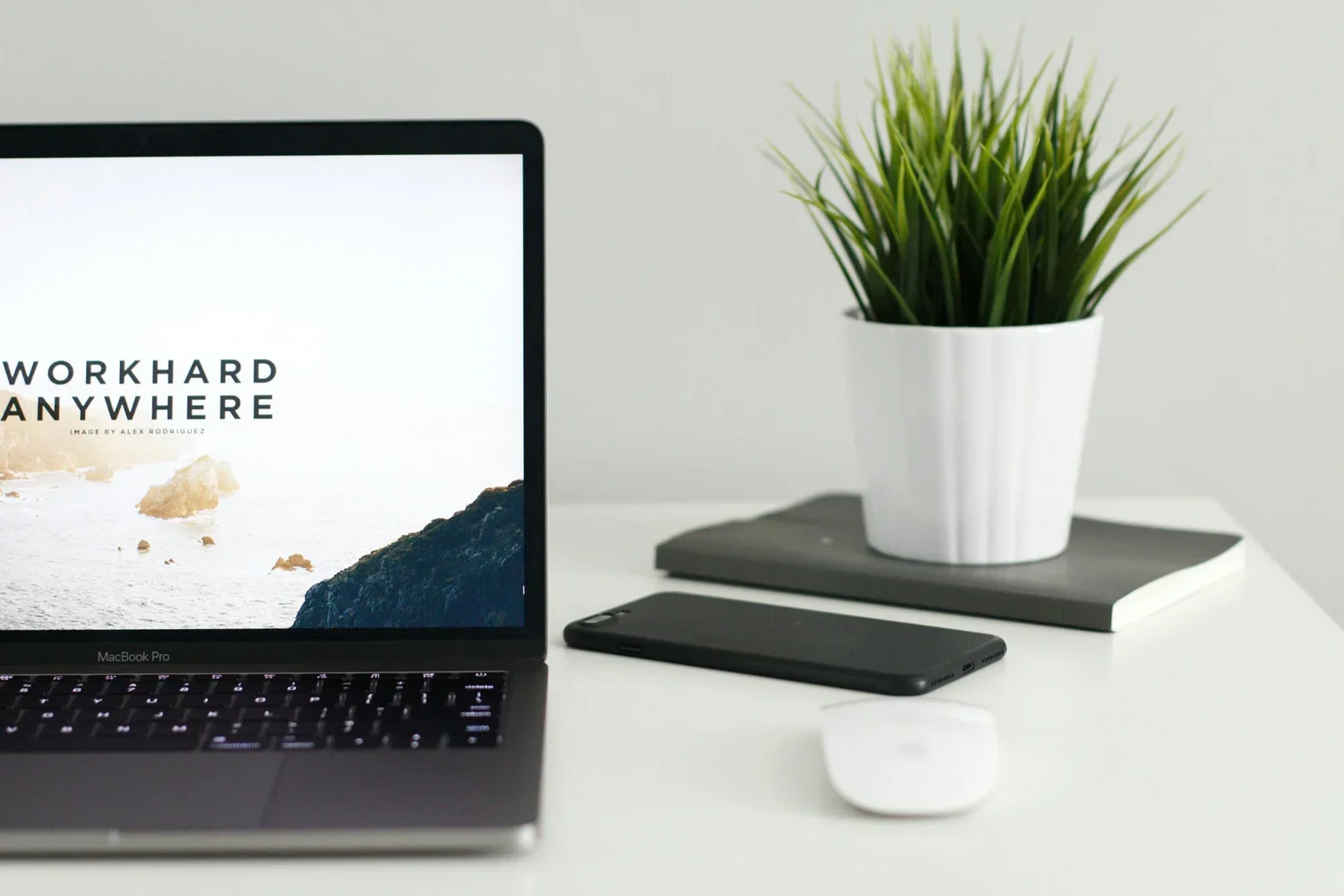 Going Solo? Make Sure Your Office Sends the Right Message