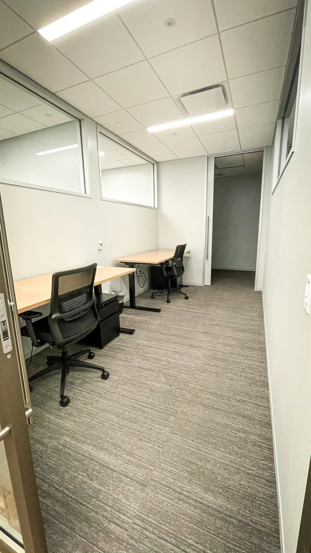 Suite 1900 and 500 West 2nd Street, photo 9