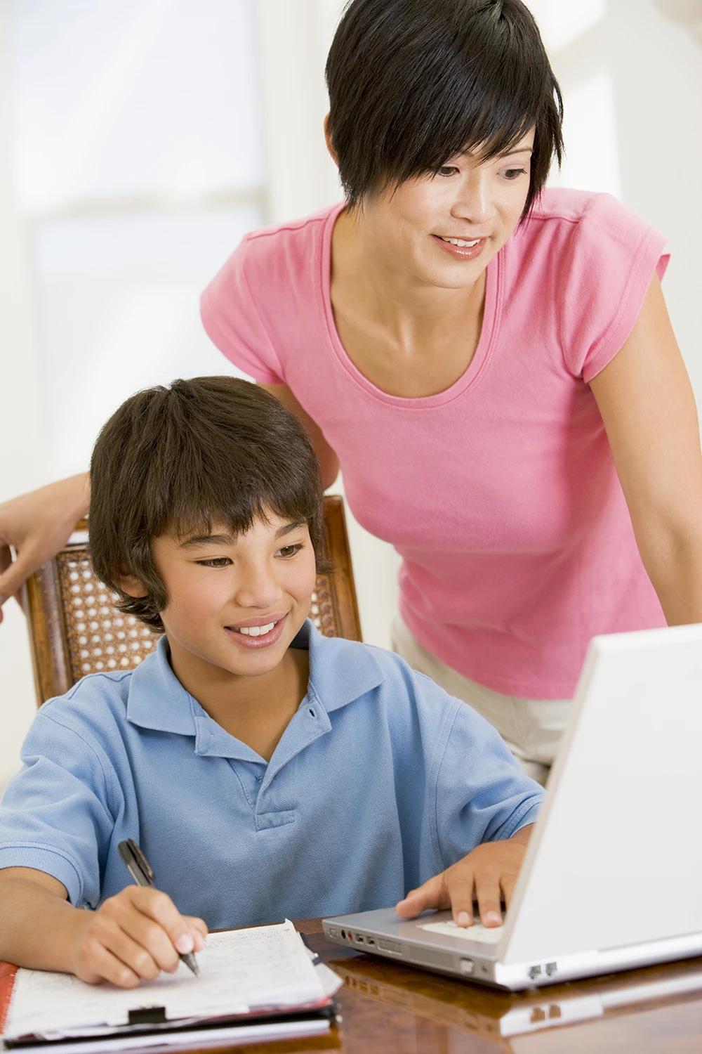Life Hub IOU and bank transfer reward options for student earnings
