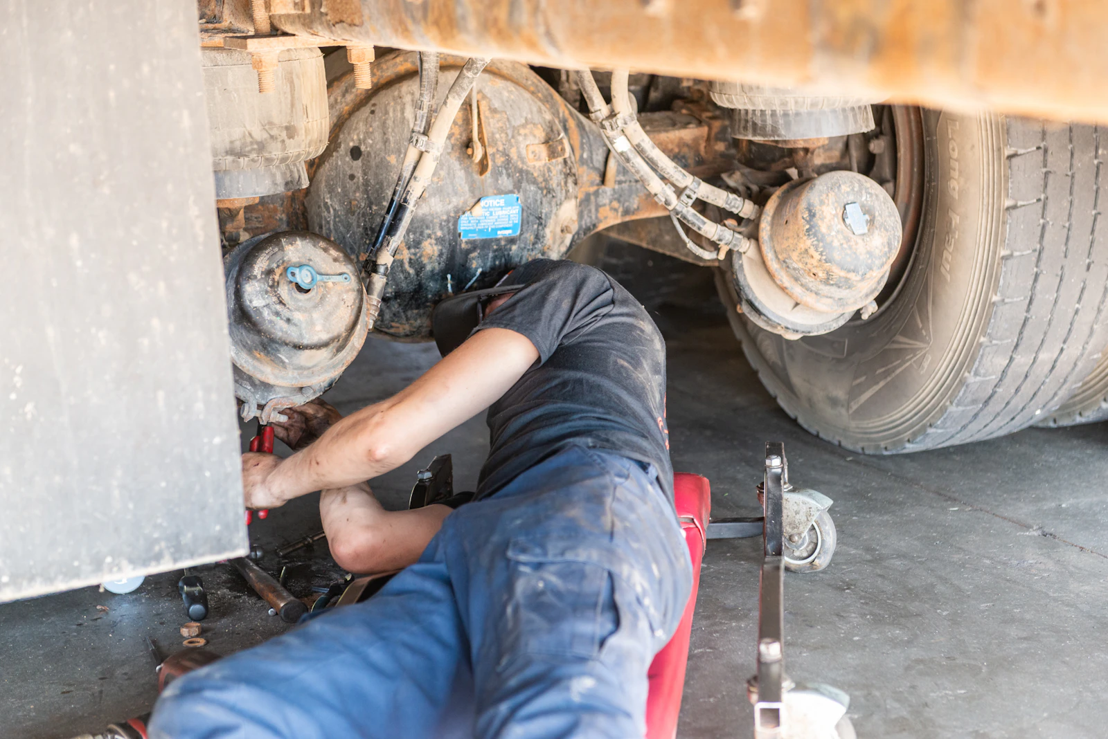 Diesel mechanic providing truck repair in Upton, WY