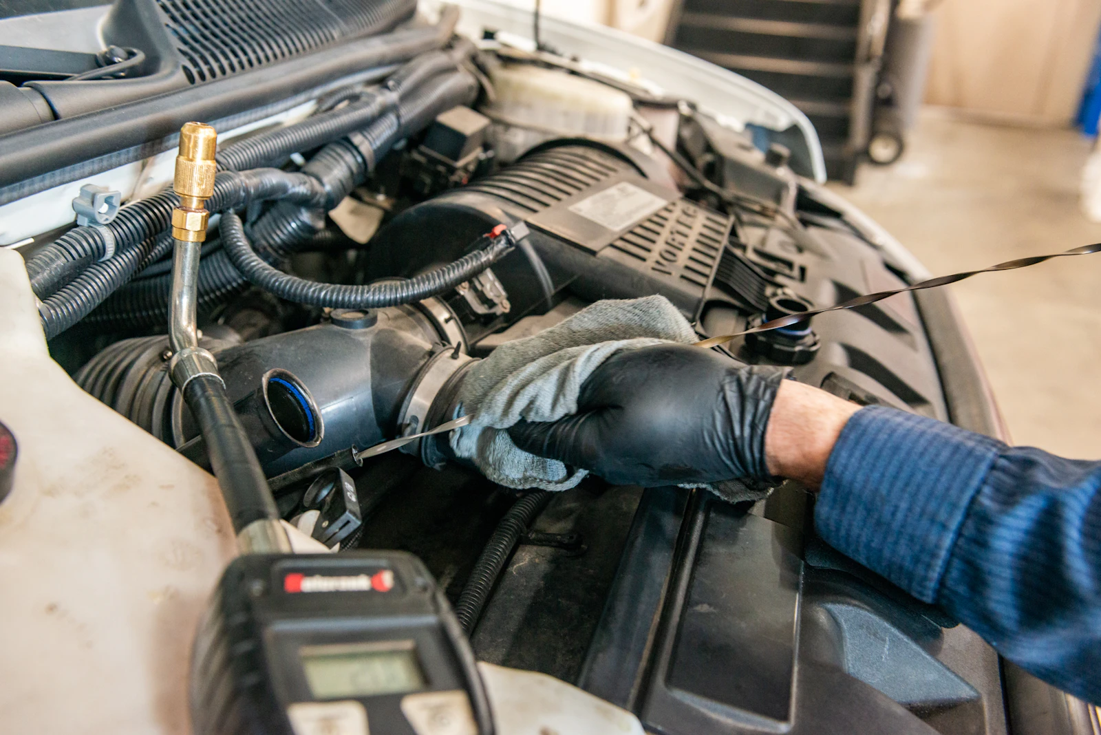 Truck mechanic in Upton, WY