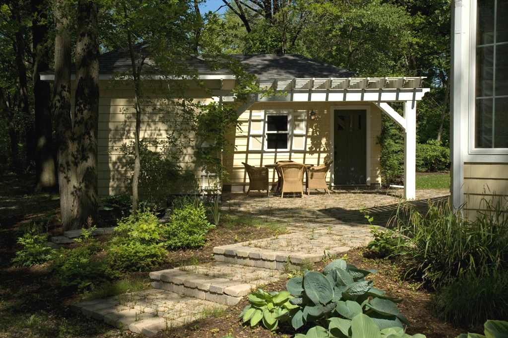 CC2 — exterior