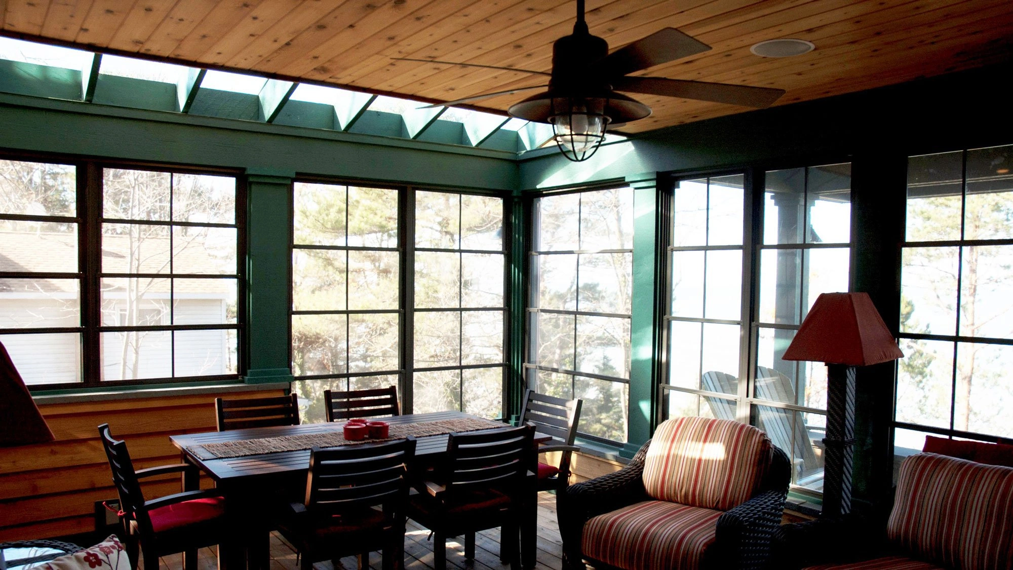 Pine Cone Cottage — dining room