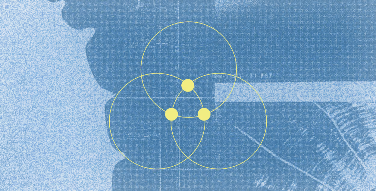 Blue textured background with three partially overlapping yellow circles arranged in a triangular formation, each circle containing a yellow dot at the intersection points.