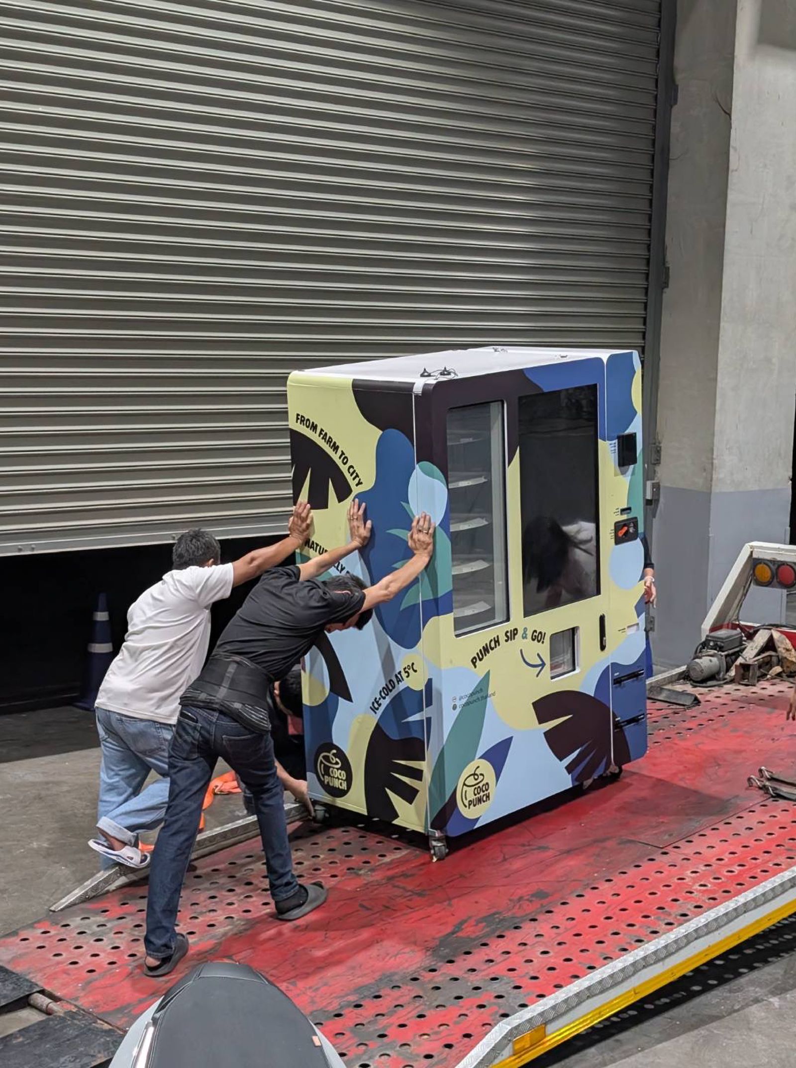 Coco Punch vending machine wrap by STRE
