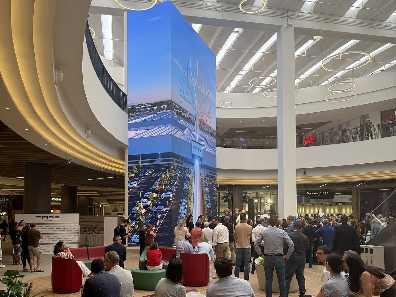 Contenuti sulla torre ledwall del FASS Shopping Centre