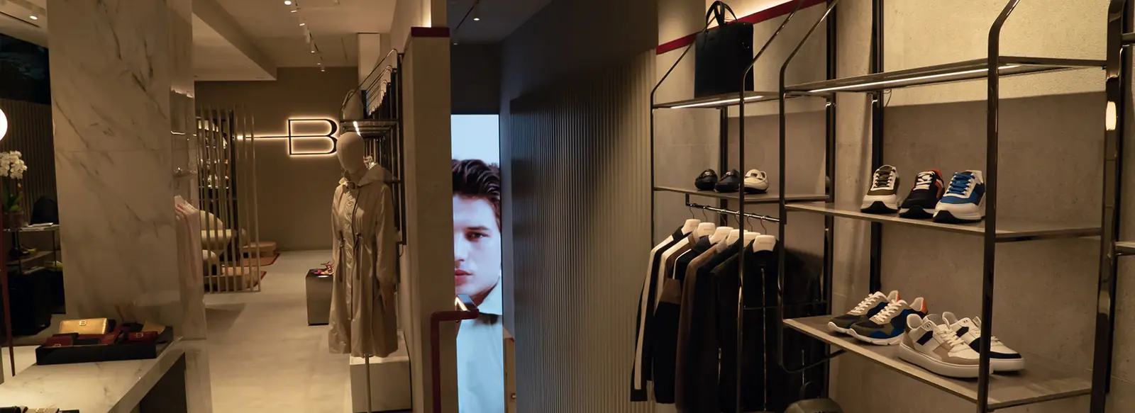 High-resolution indoor LED walls