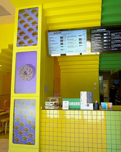 Bun Burger digital signage menuboard