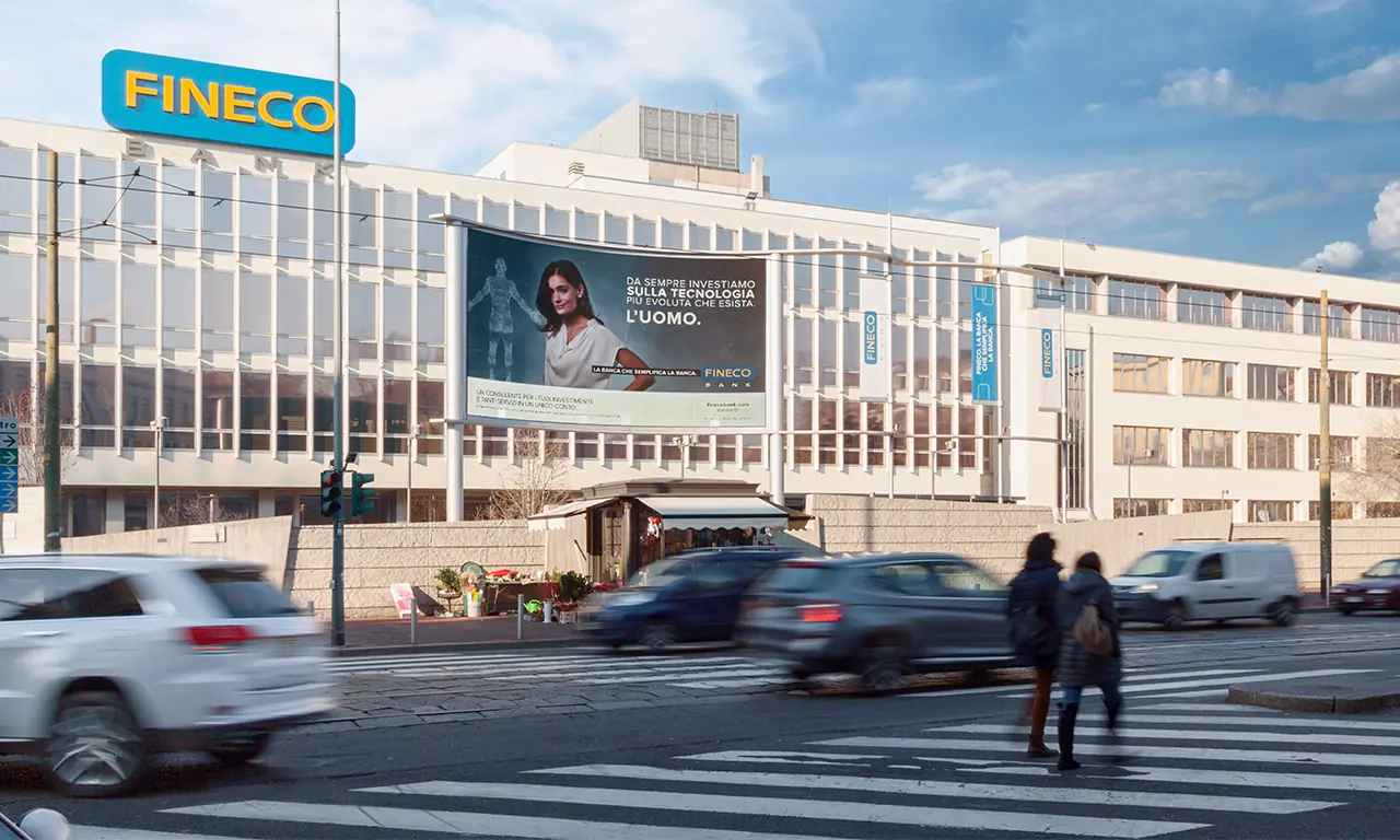 Fineco digital signage – progetto Tecnovision, foto 3