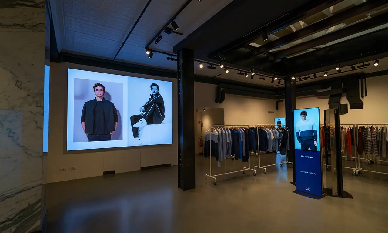 Paul&Shark: Ledwall Indoor