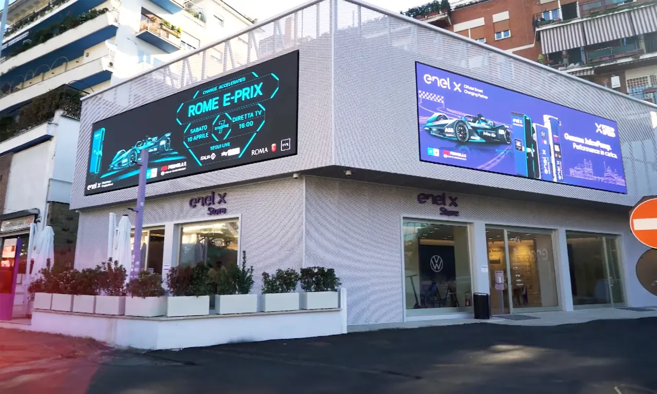 Enel X Juice Media: Maxi ledwall outdoor