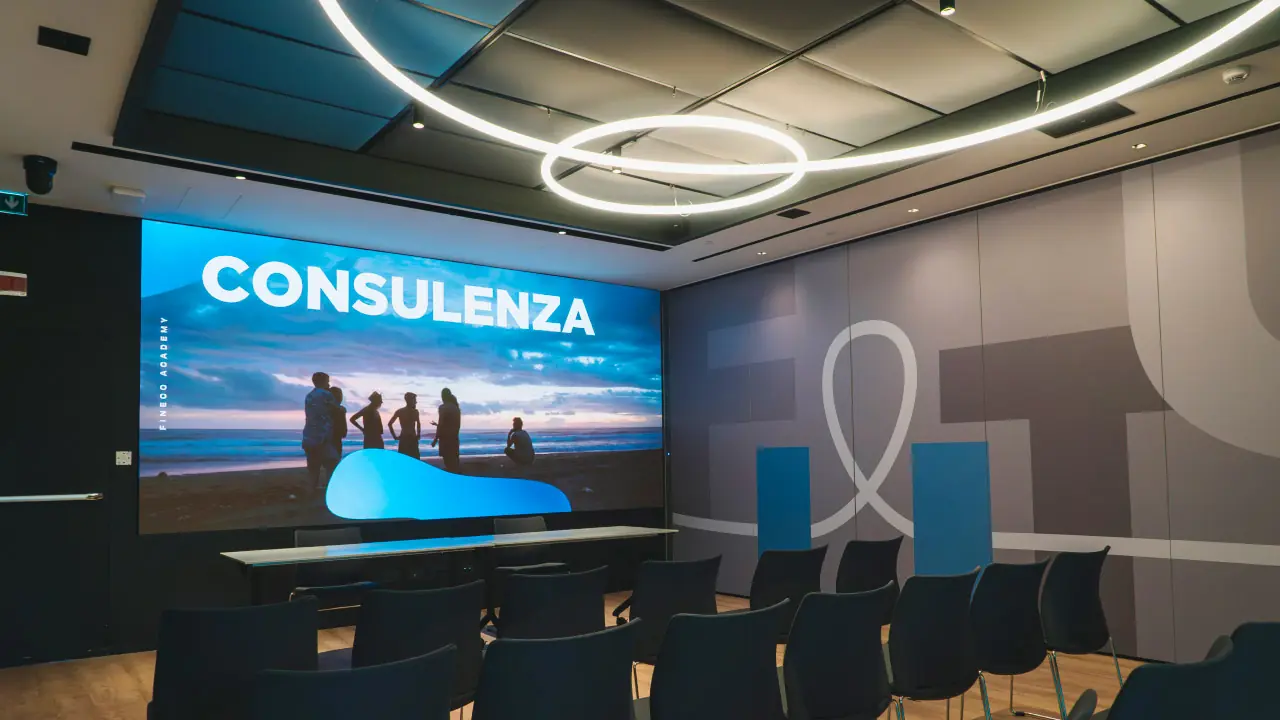 Fineco: Un progetto audio video che unisce l'effetto WOW alla funzionalità – progetto Tecnovision, foto 3