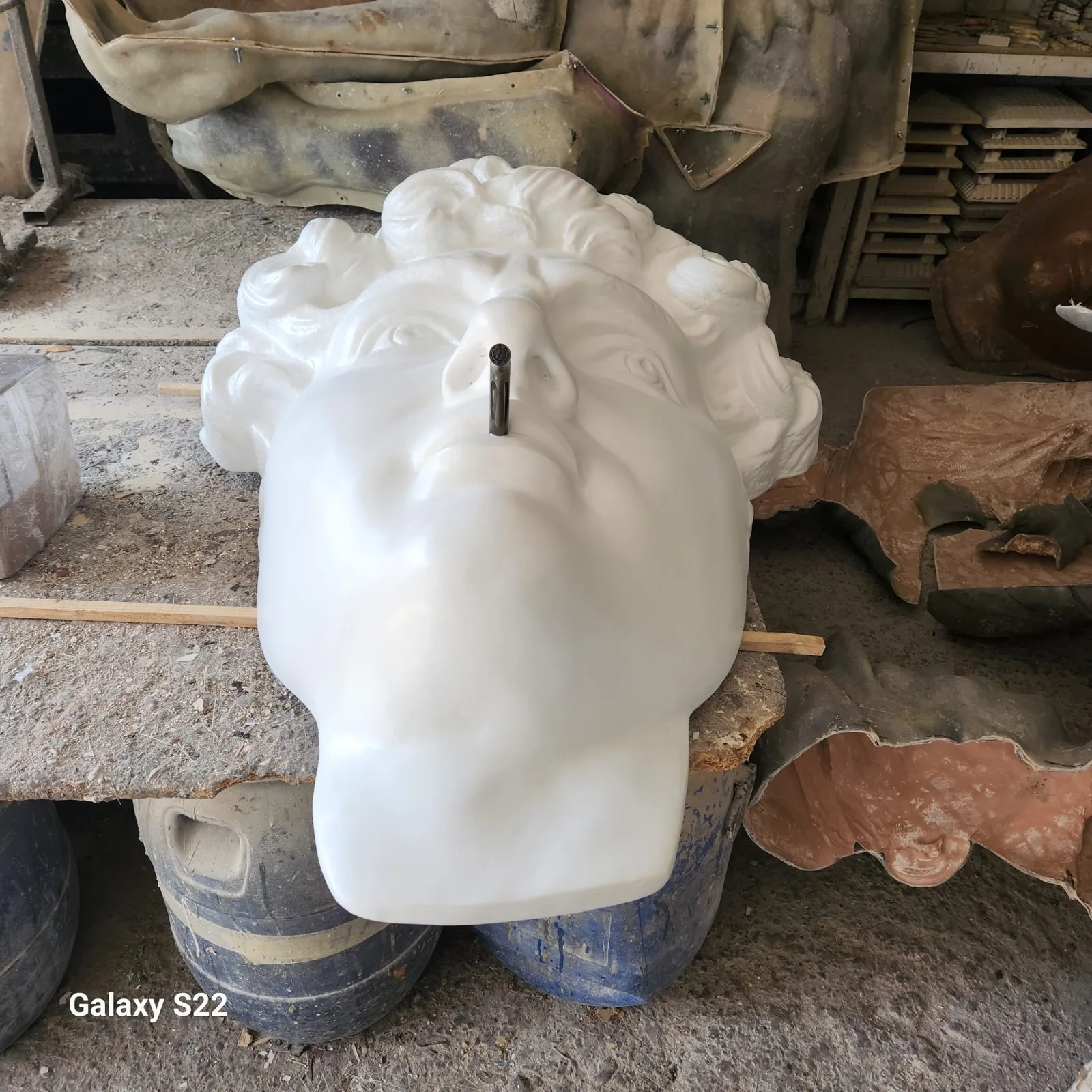 Basin Head — the white cast out of the mould, Zeynep Didem Bardakcı Studio