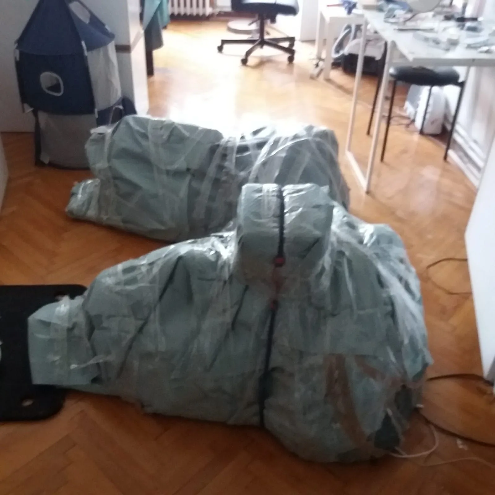 Basin Head — packing for shipment, Zeynep Didem Bardakcı Studio
