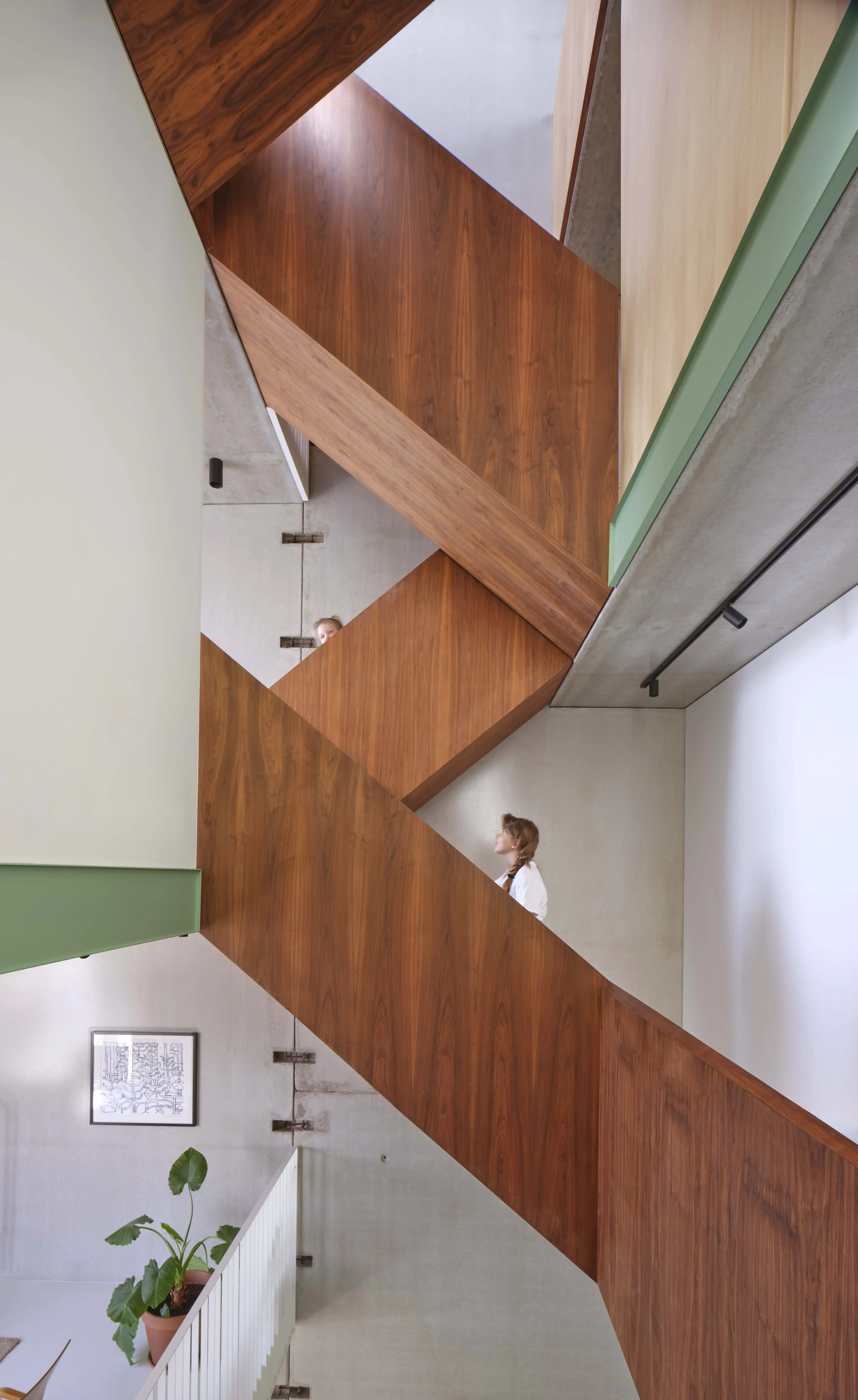 ZigZag zelfbouw splitlevel urban villa architect kavel particulier woonhuis bouwen Jasper Smits Architecten interieur Abe Bonnema jonge architecten BinnensteBuiten Archdailiy buildign of the year