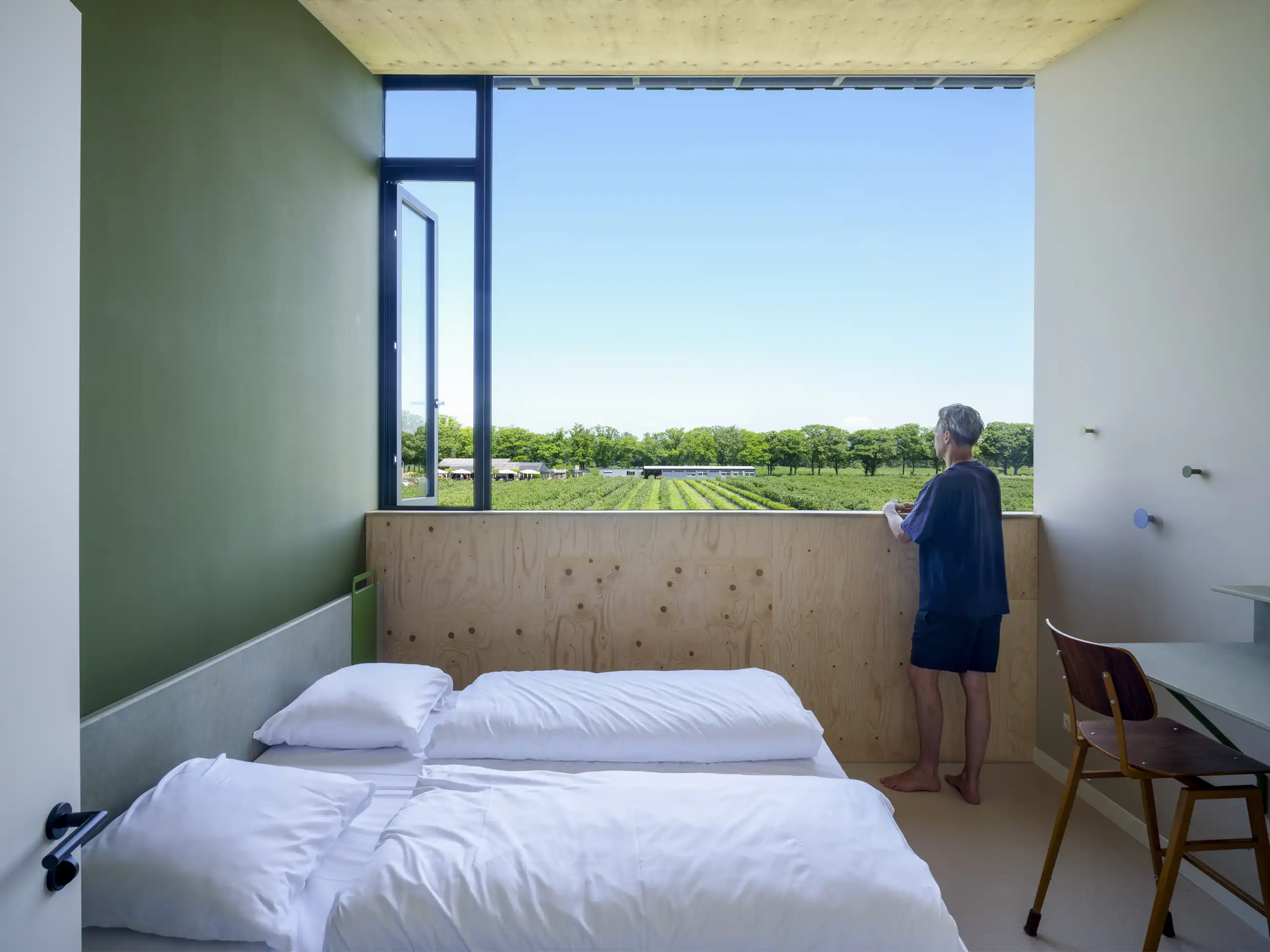 Groepsaccomodatie architect Jasper Smits houtbouw biobased natuurinlcusief gebouwd in hout modern