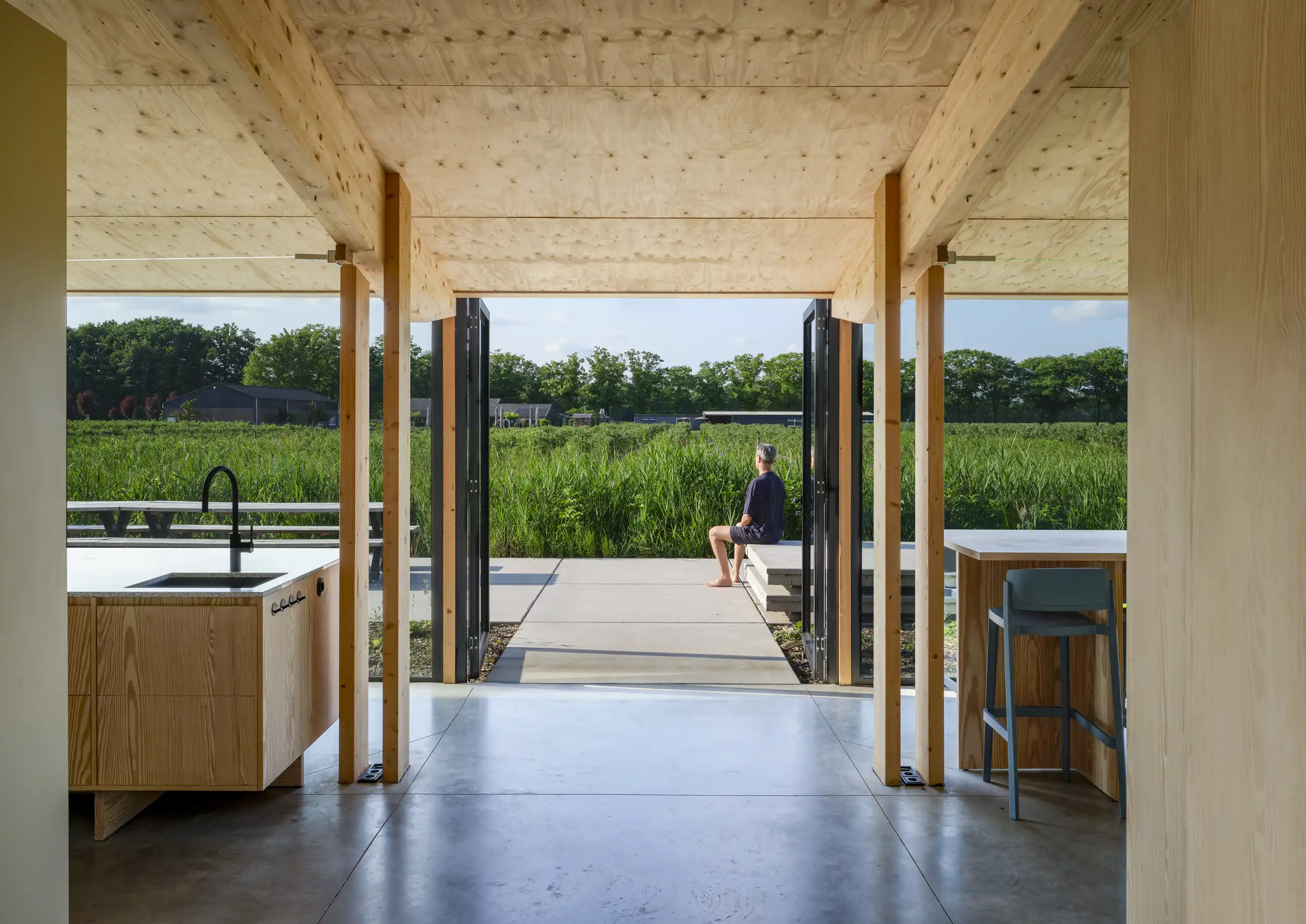 Groepsaccomodatie architect Jasper Smits houtbouw biobased natuurinlcusief gebouwd in hout modern
