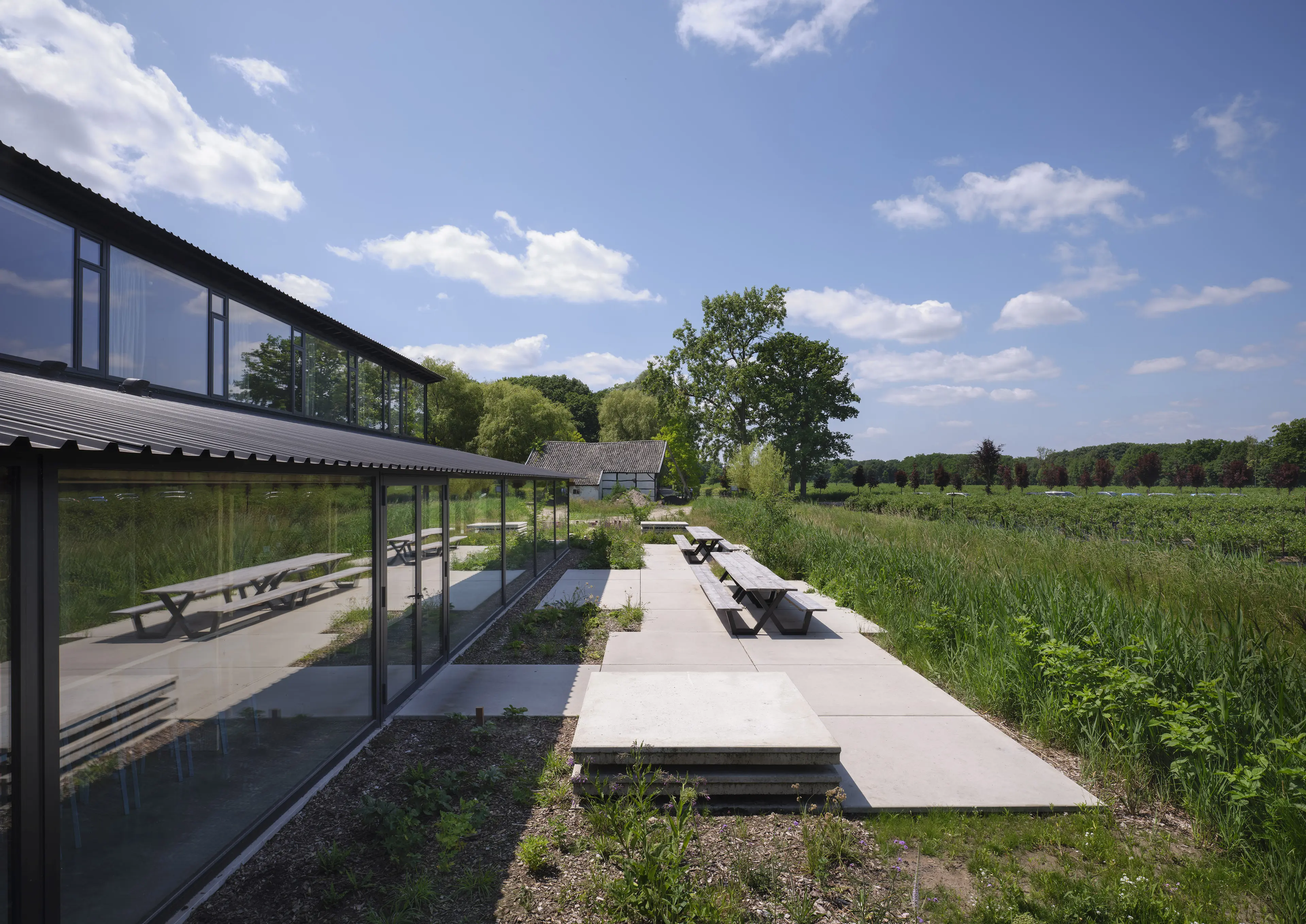 Groepsaccomodatie architect Jasper Smits houtbouw biobased natuurinlcusief gebouwd in hout modern