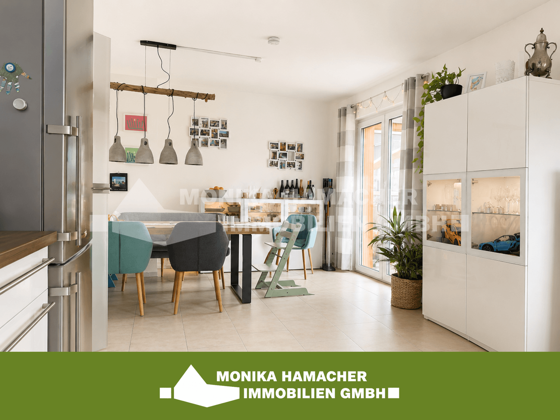 4 Zimmer - 2 Balkone - 1 Tiefgaragenplatz