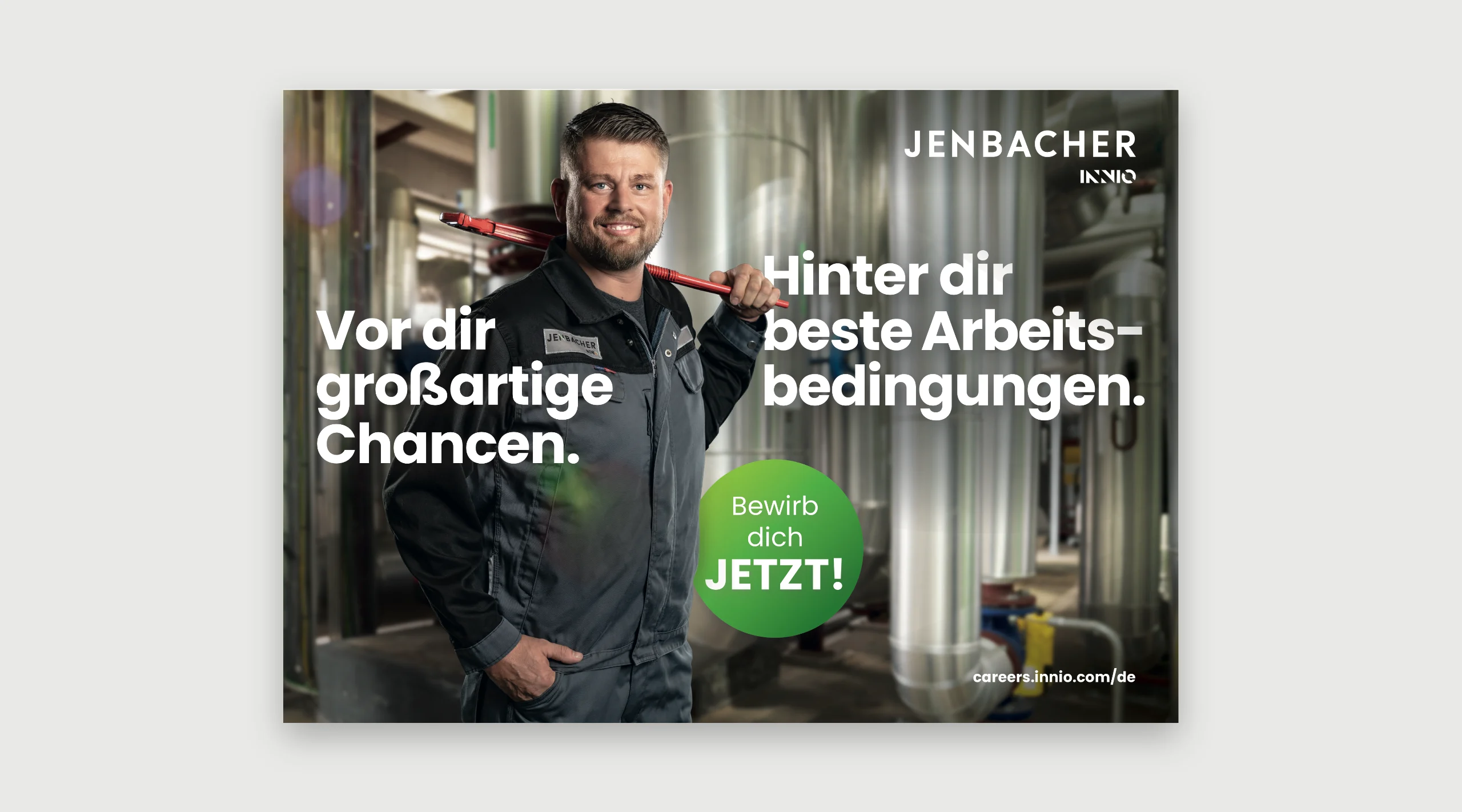 INNIO Jenbacher Plakat „Vor dir großartige Chancen. Hinter dir beste Arbeitsbedingungen.“