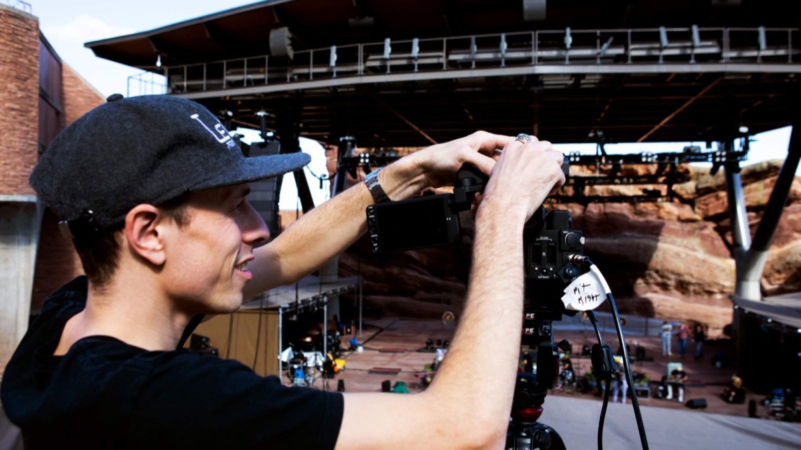 Behind the scenes 4