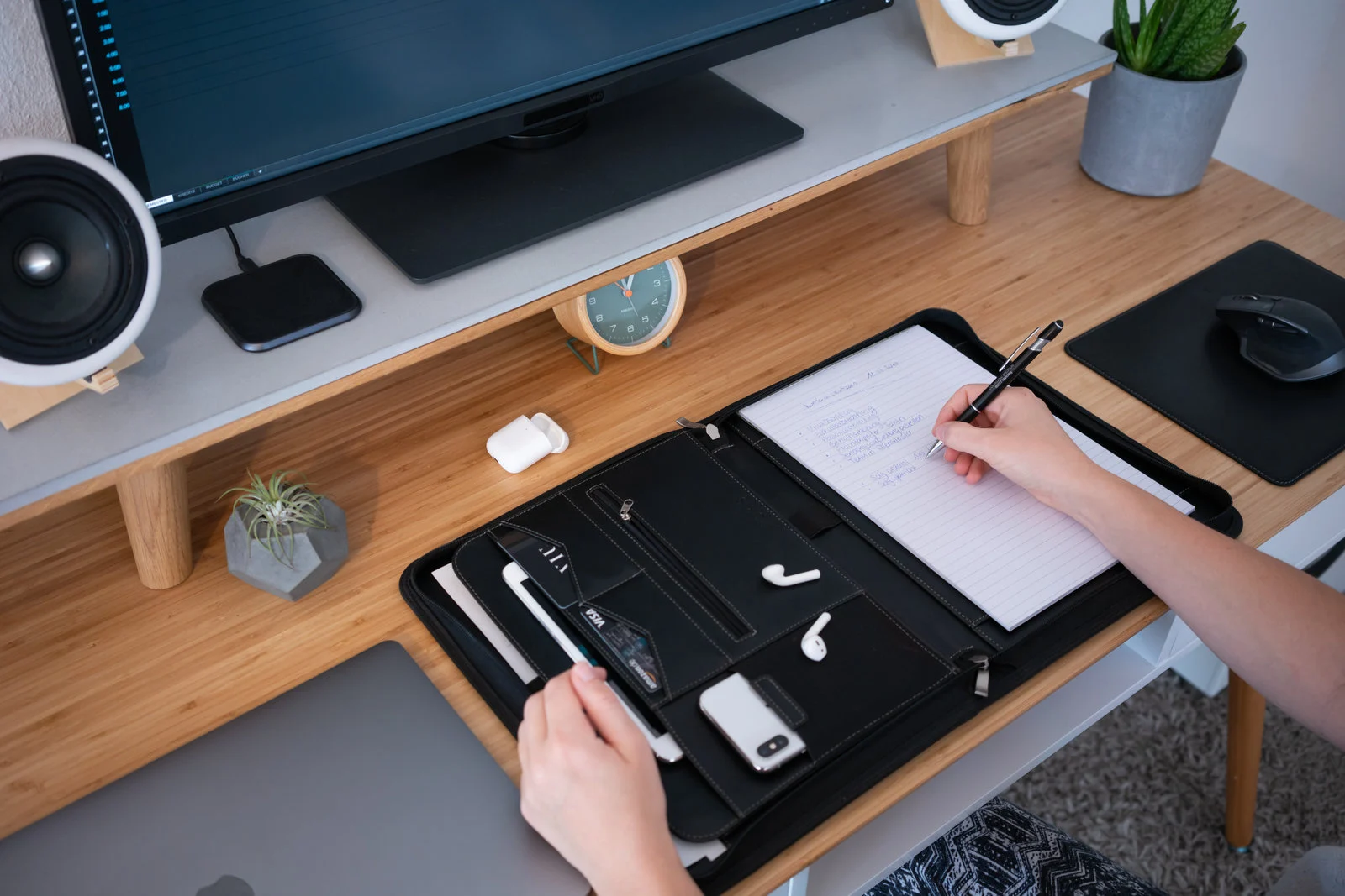 Produkte am Arbeitsplatz – Lifestyle-Fotografie von Profi-Bilder
