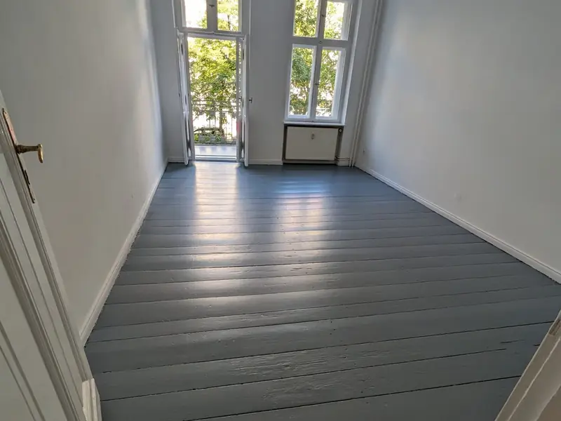 Wohnungssanierung nach Mieterwechsel: Wann sich ein Komplettdienstleister lohnt