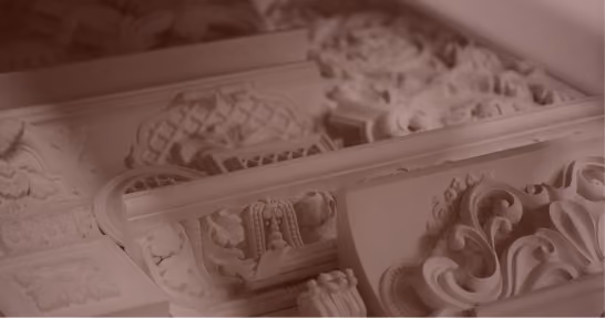 Détail sculpté d’une façade ornementale