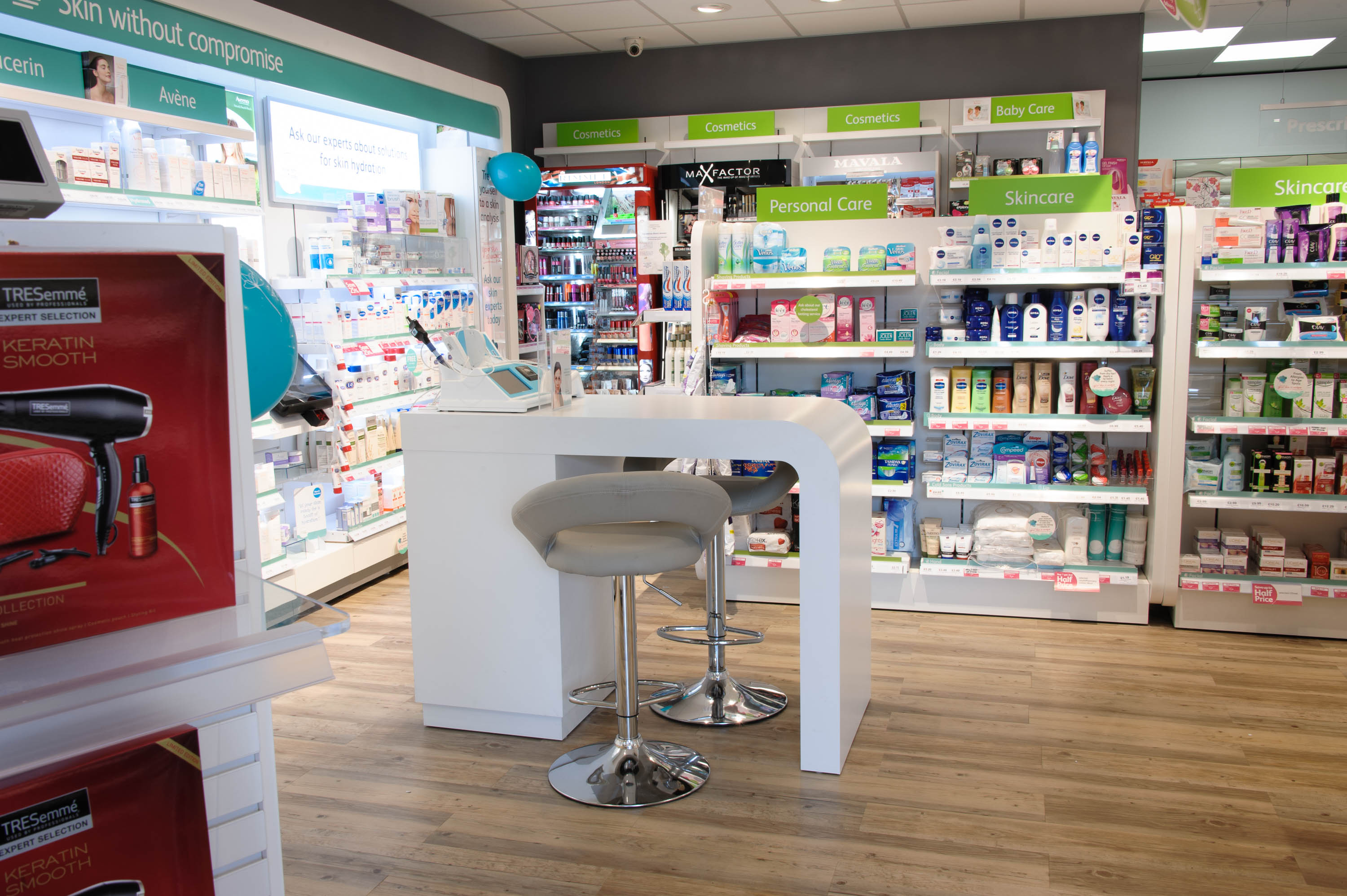 Lloyds Pharmacy, Blaby