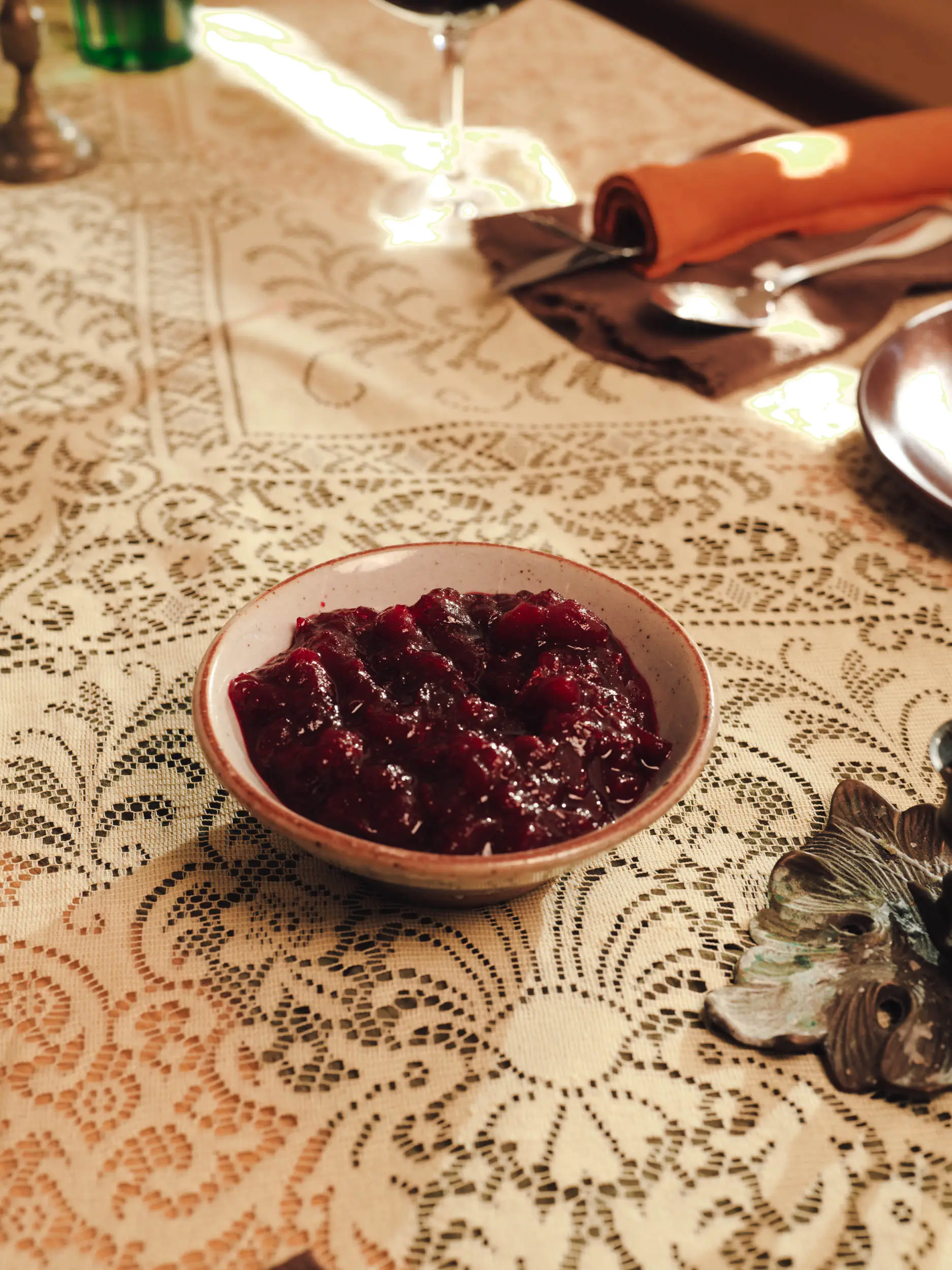 Cranberry sauce on the Thanksgiving table