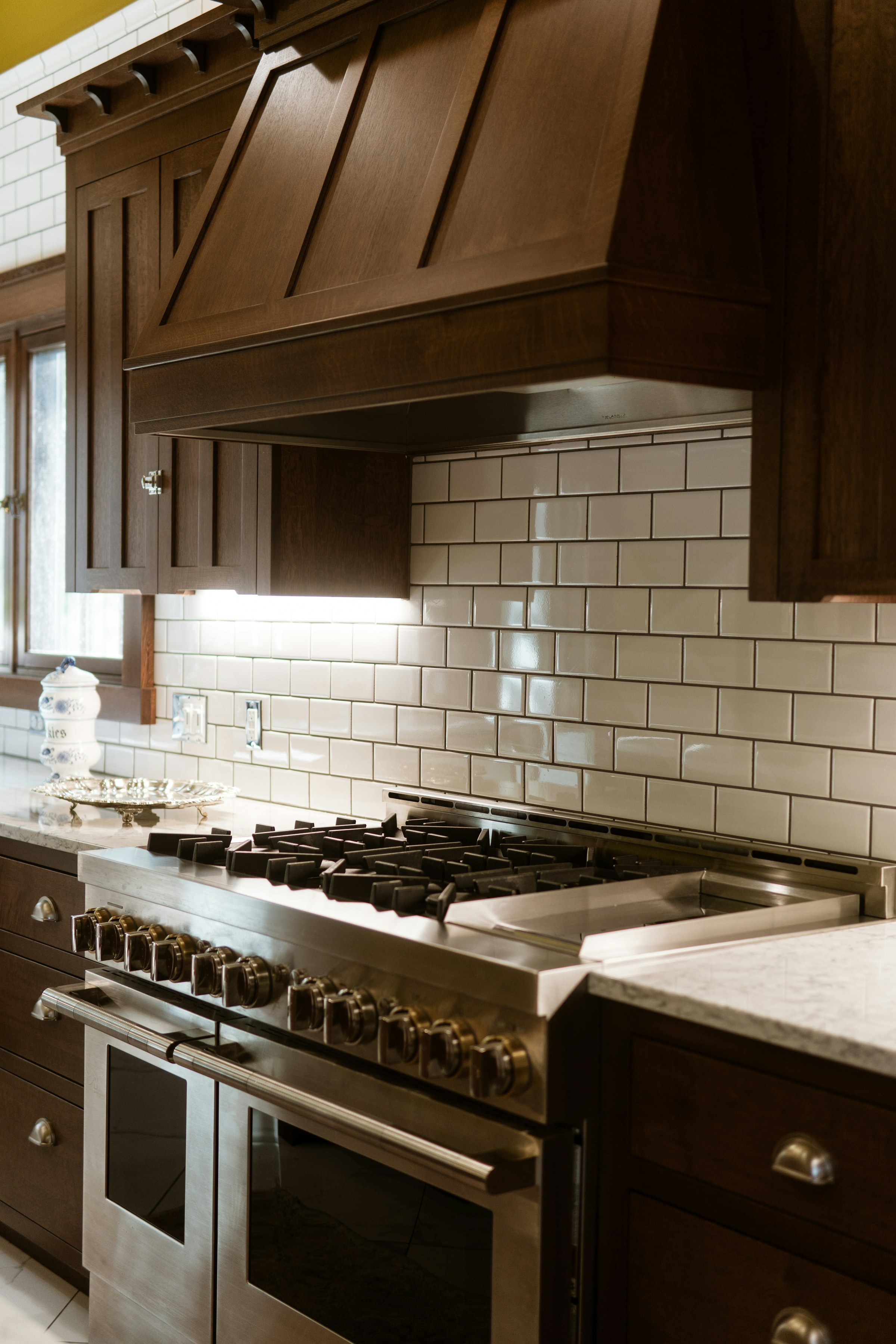 Hilltop kitchen detail 1