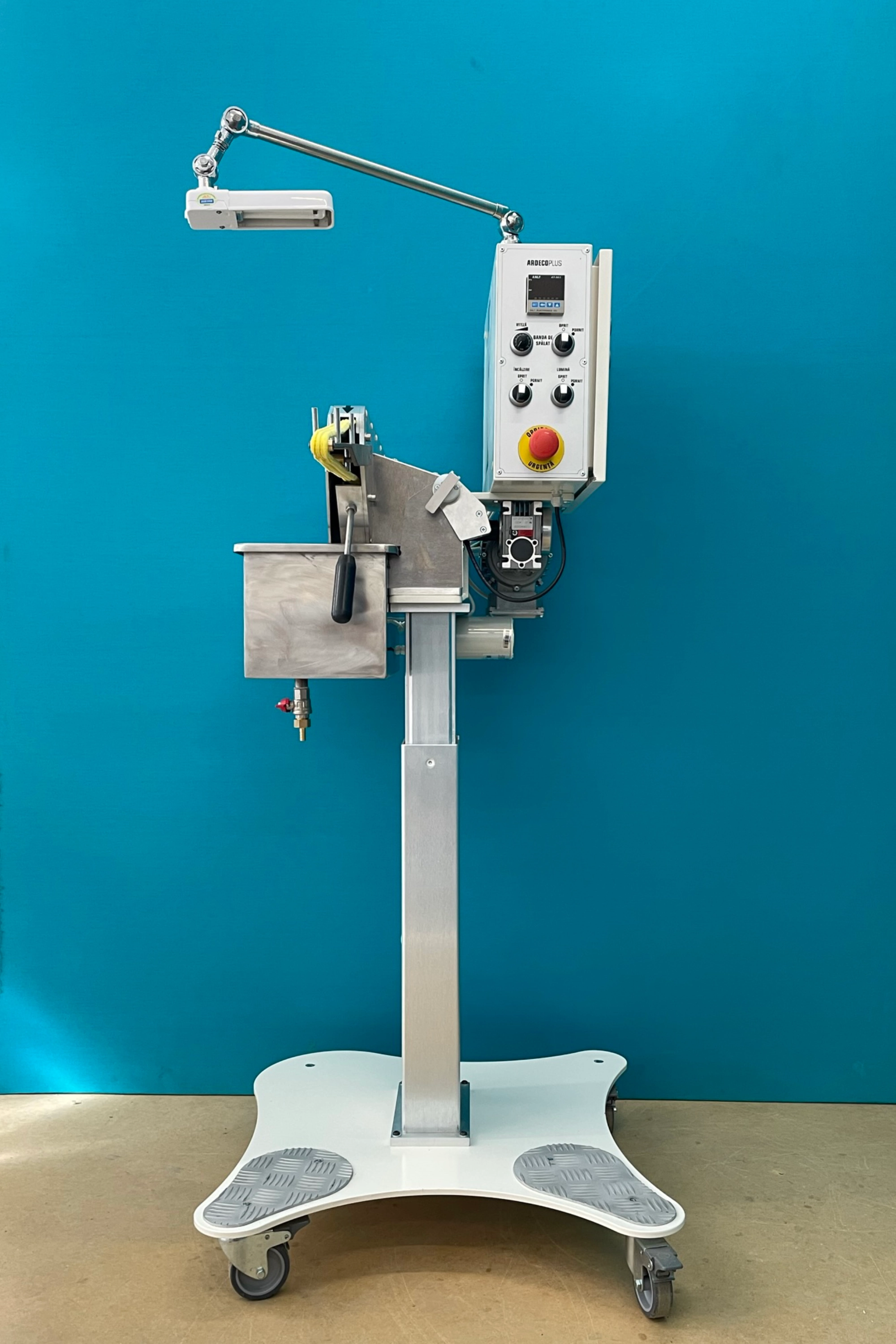 Electrical Adjustable Cleaning Machine