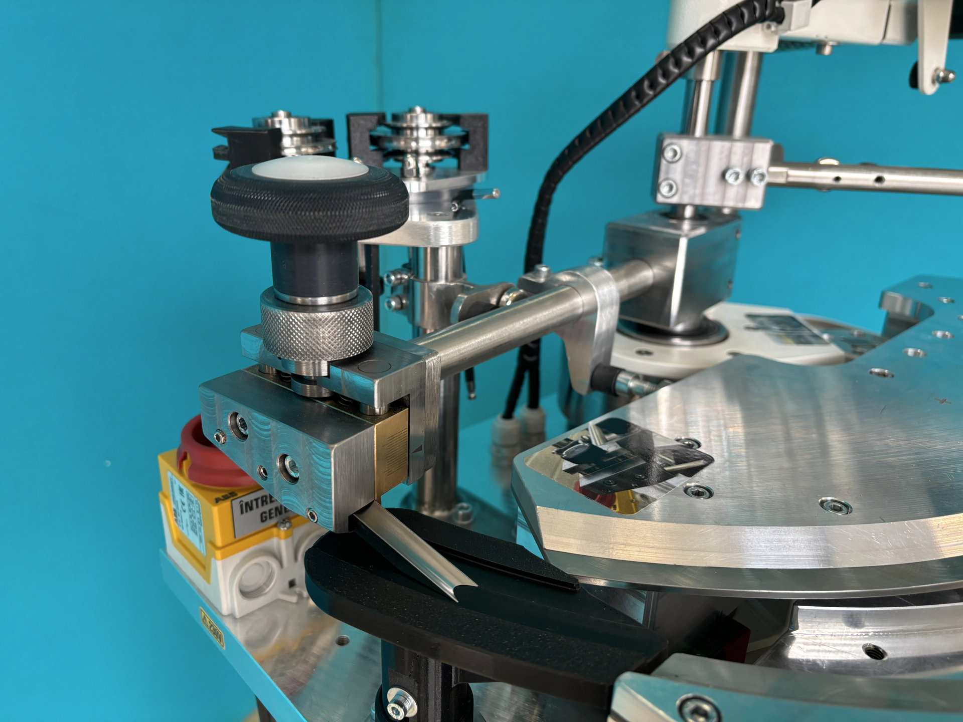 Machine d'arasage R300