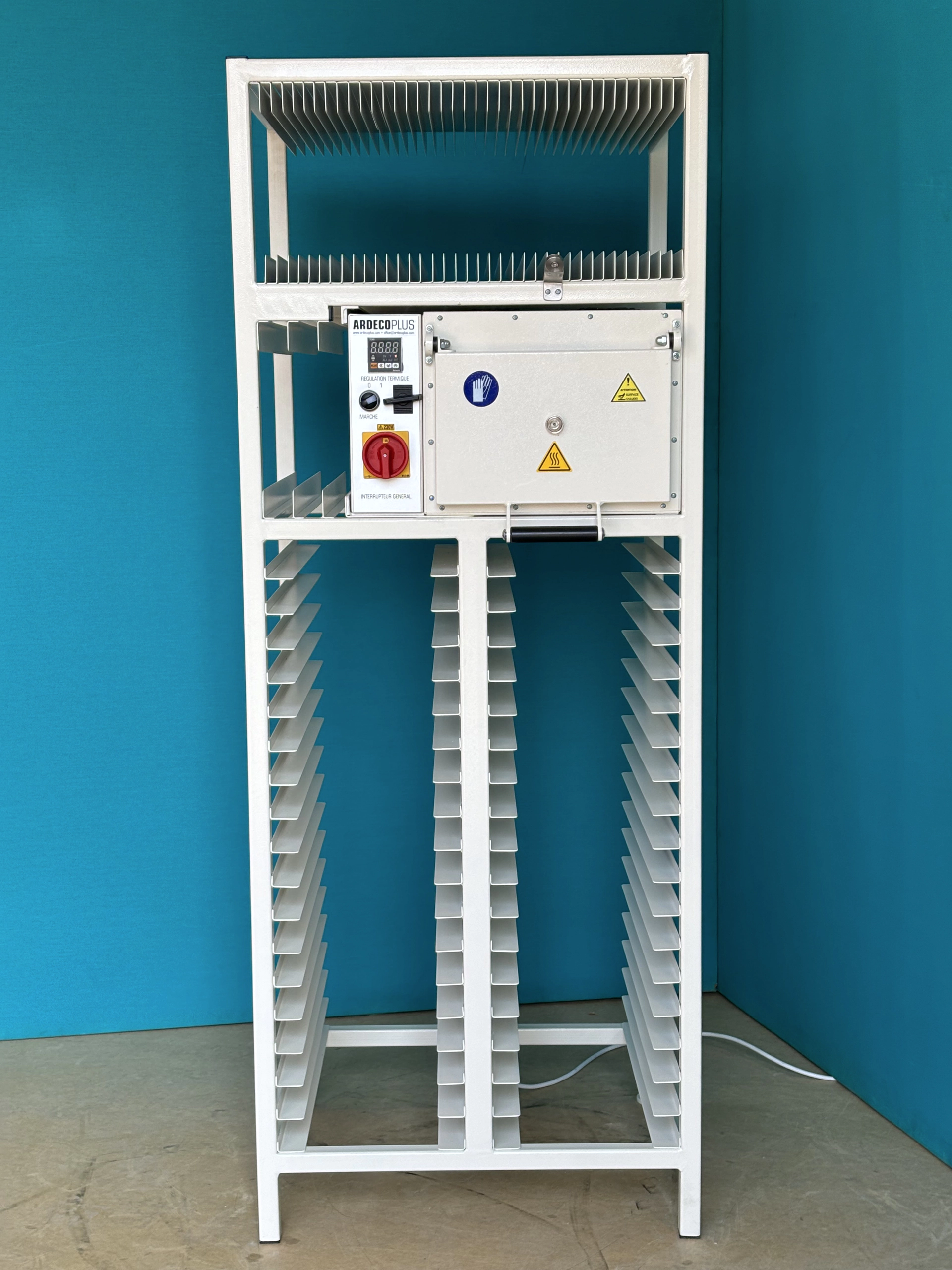 Four de préchauffage d'outils