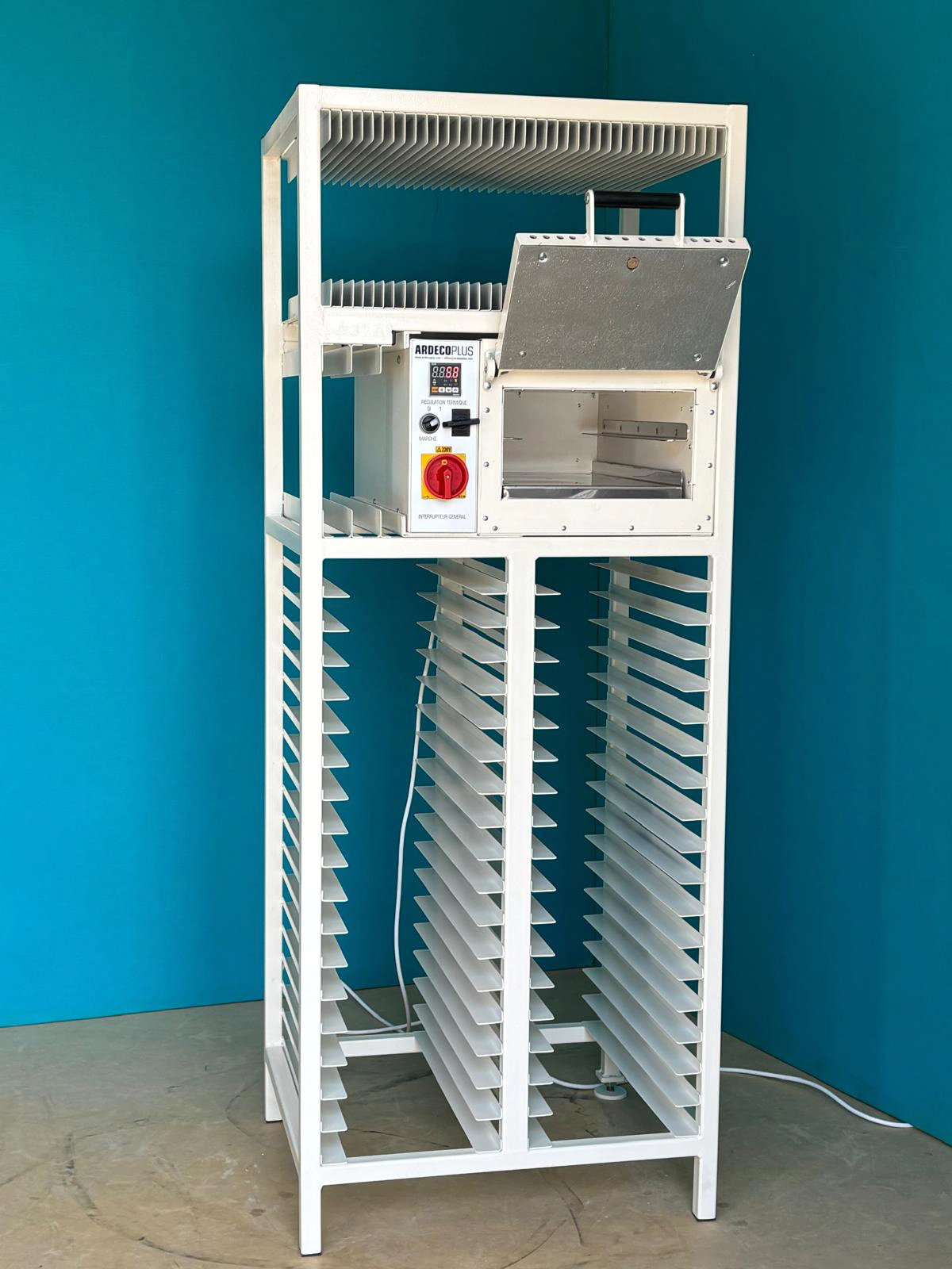 Horno de precalentamiento de herramientas