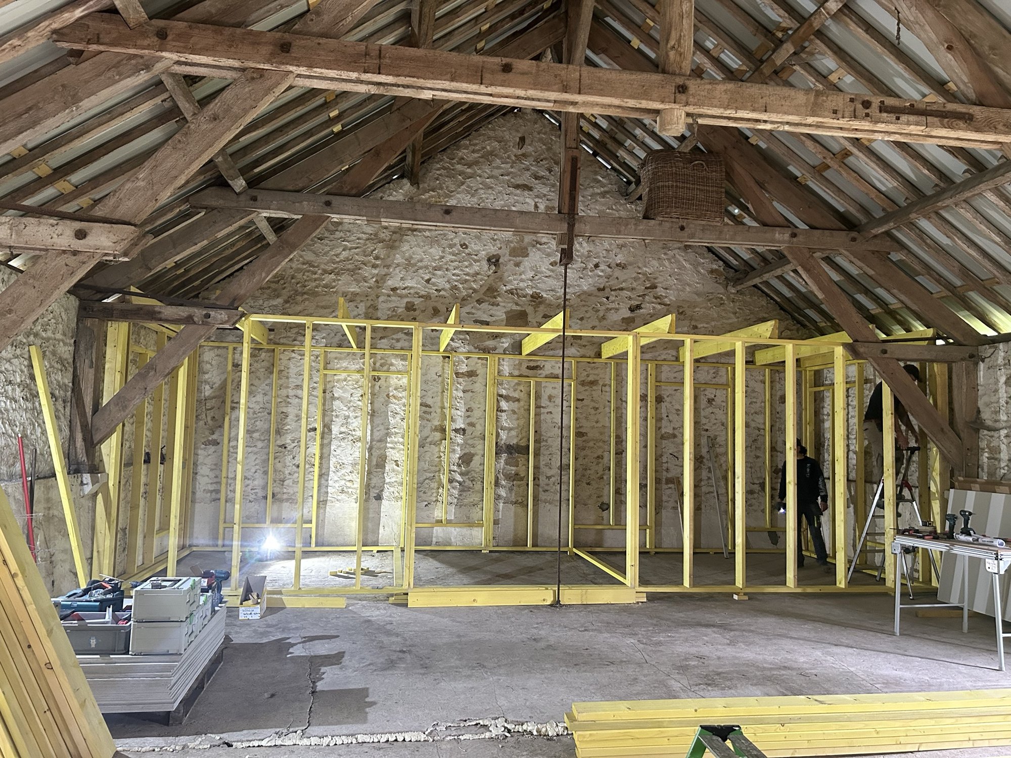Ossature bois pour aménager une grange à Provins