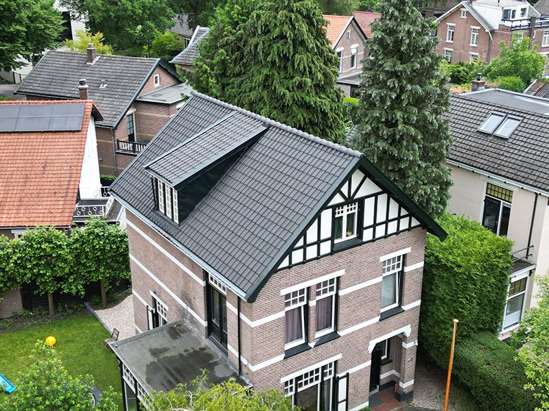 Dakrenovatie monumentaal pand