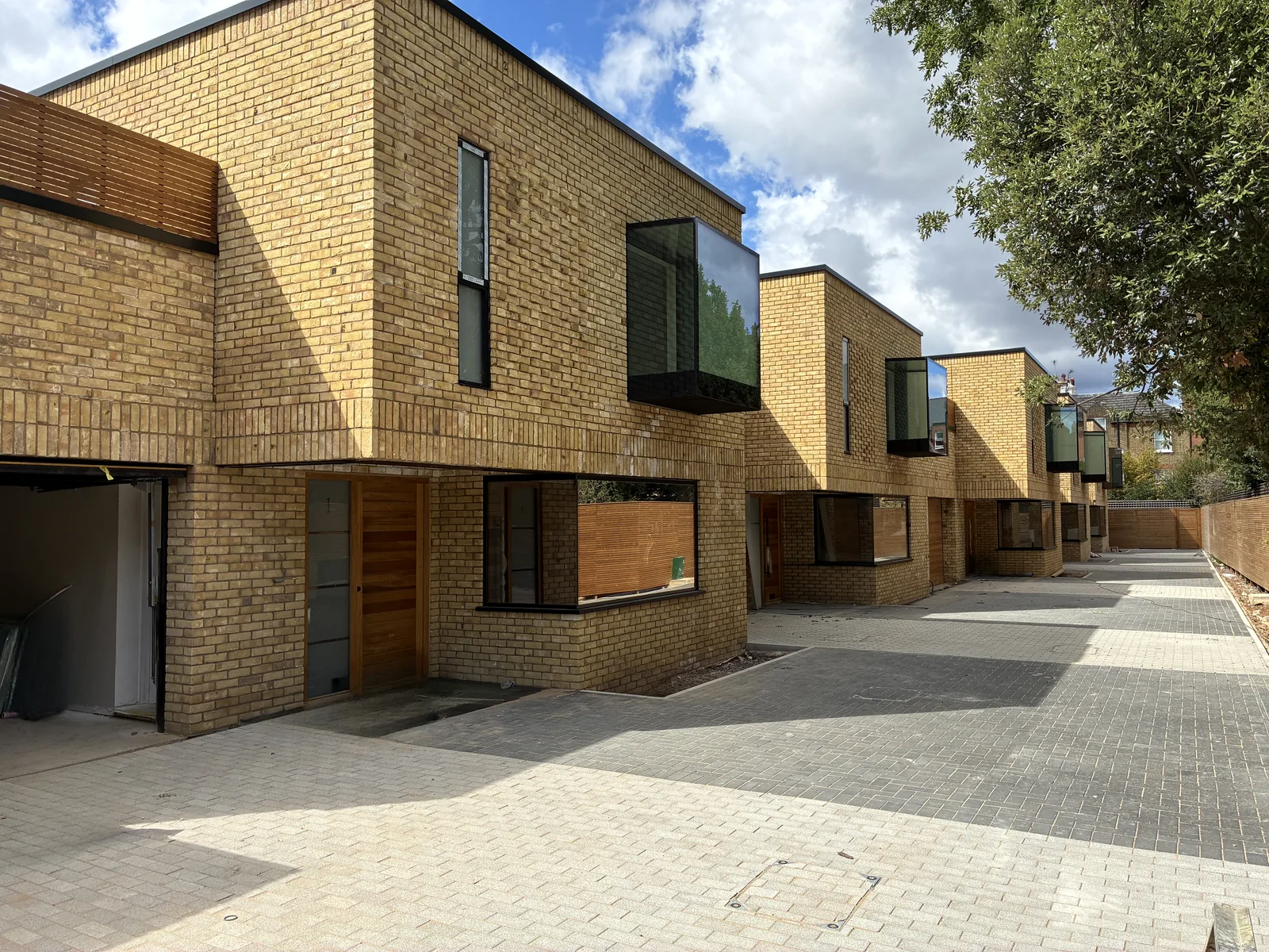 Kew - five modern executive houses with basements, built by Kisiel Group as design and build main contractor