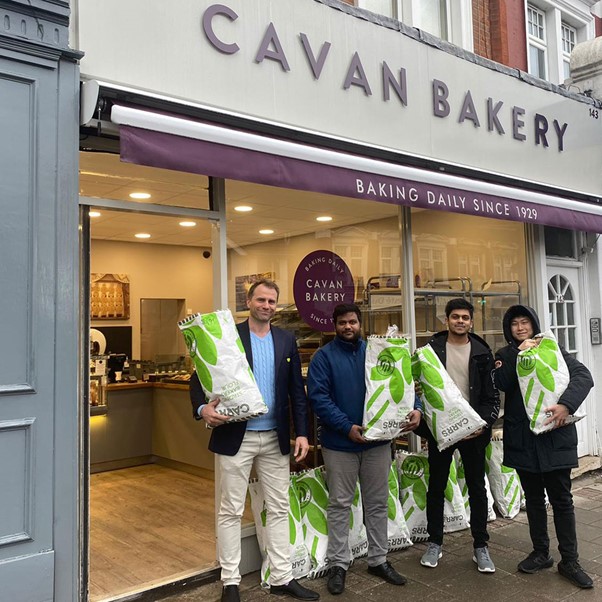 Kisiel team volunteering at Merton Community Fridge