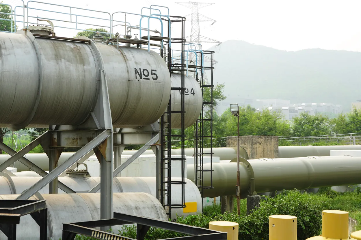 Horizontal storage tanks and pipework outdoors