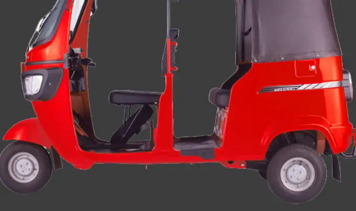 Body and chassis detail of the TVS King Deluxe