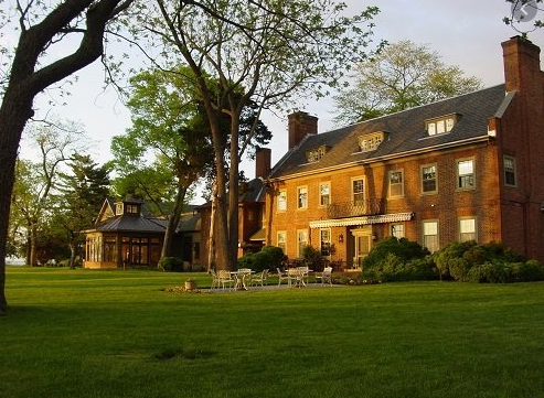 Great Oak Manor