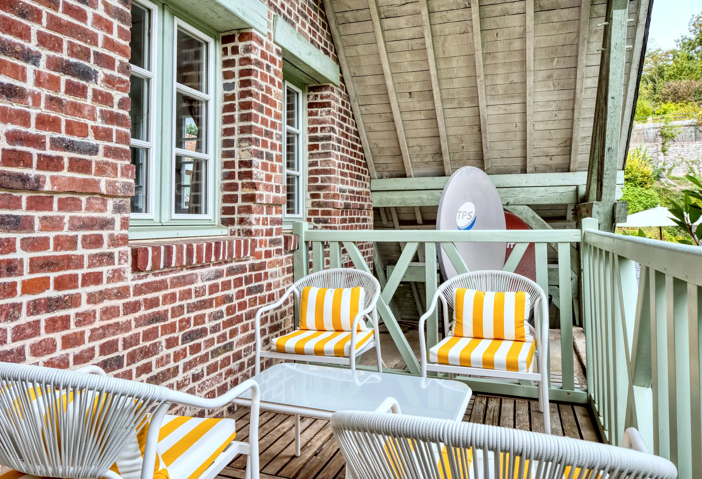 Balcon privatif sous les colombages