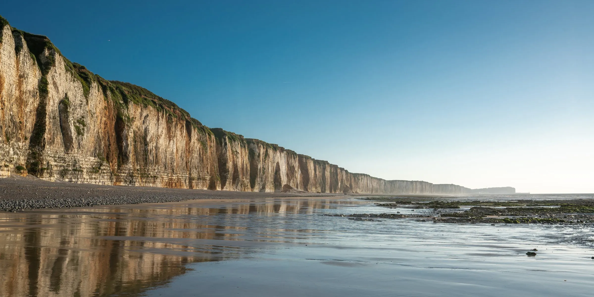 Les falaises à marée basse